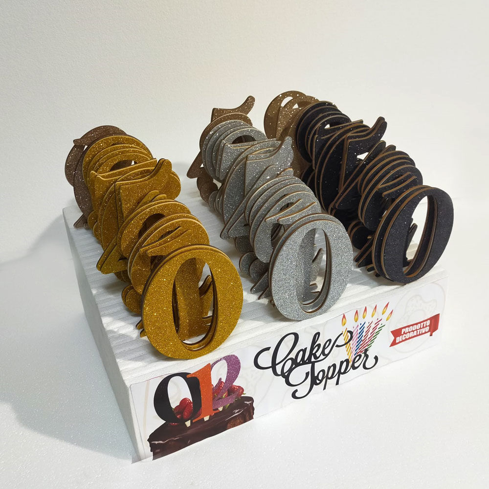 Cake Topper in Legno