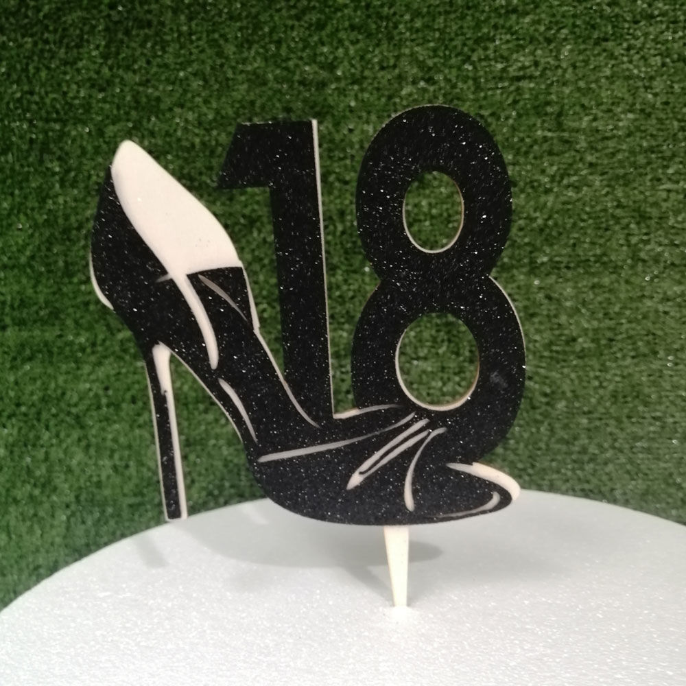 Cake Topper in Legno con numero 18 con Décolleté