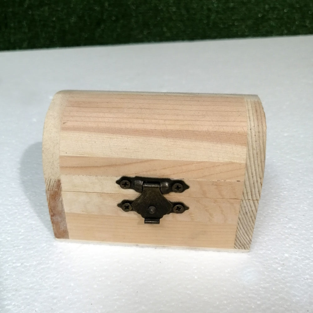 Cofanetto in Legno a forma di Bauletto