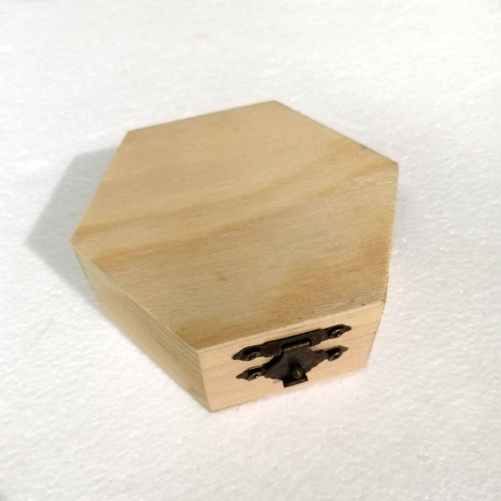 Cofanetto in Legno a forma di Esagono