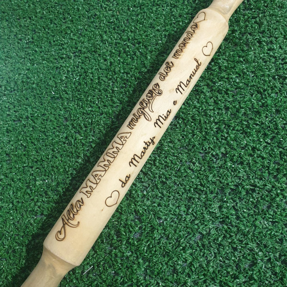 Mattarello in Legno con Incisione