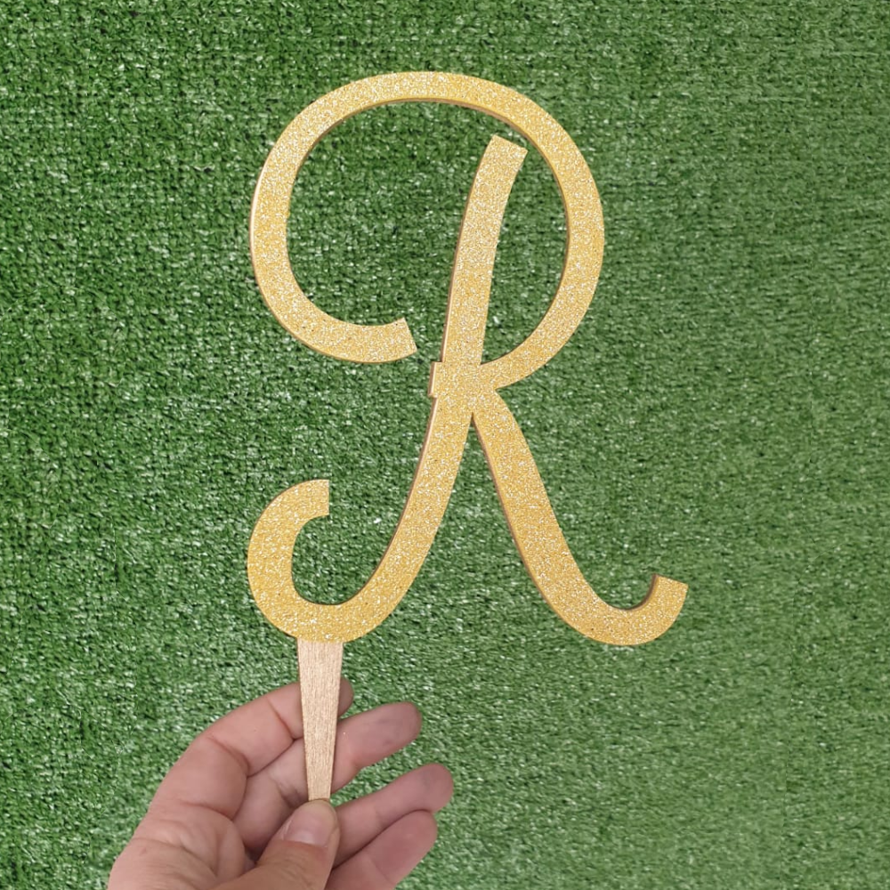 Cake Topper con Iniziale in Legno