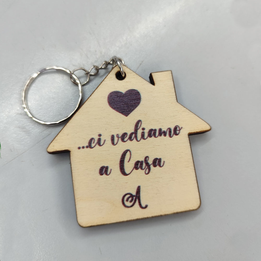 Portachiavi in Legno a forma di casetta con Incisione Personalizzata