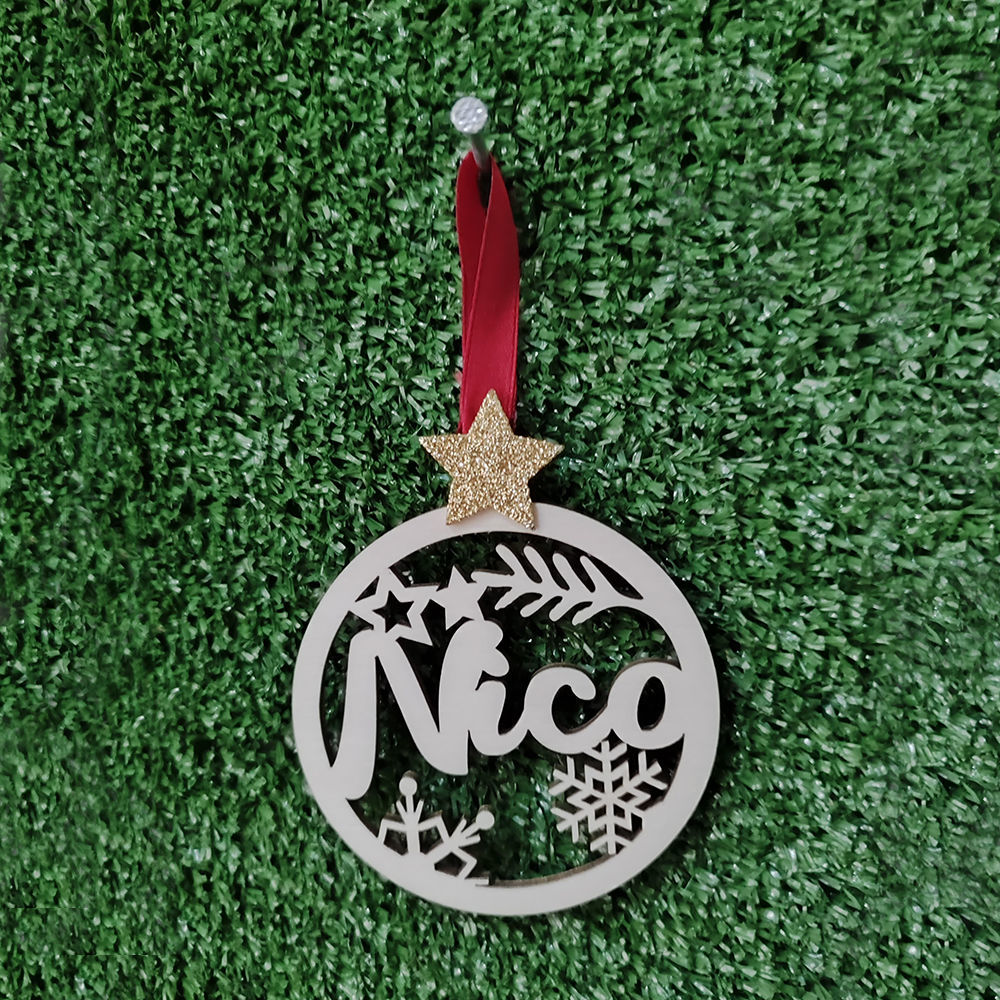 Pallina di Natale in Legno con Nome Personalizzato diam. cm. 8