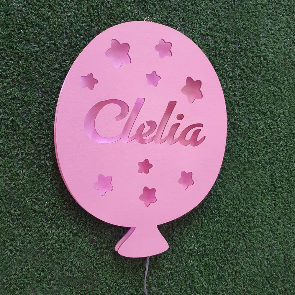 Dietroporta in Legno a forma di palloncino con nome personalizzato